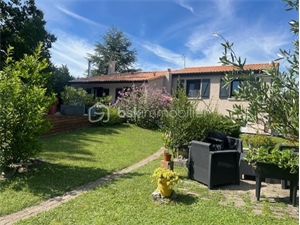 maison à la vente -   17100  SAINTES, surface 99 m2 vente maison - UBI483982022